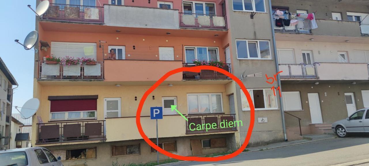 Carpe Diem Gospić Esterno foto